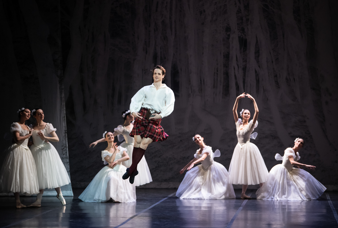 "La Sylphide" in streaming il 31 dicembre