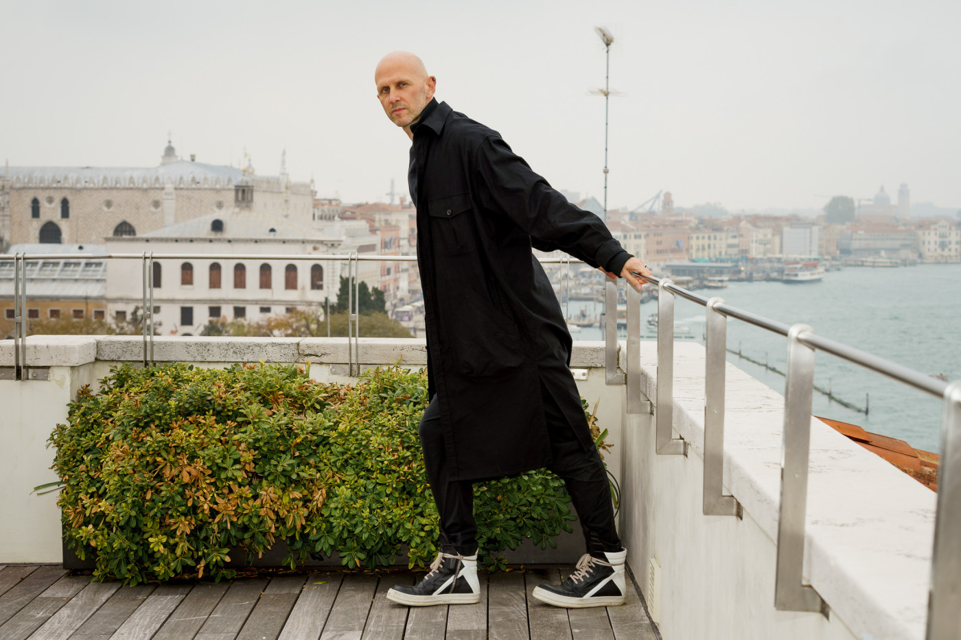 Wayne McGregor racconta i Leoni della Biennale e la mission del College