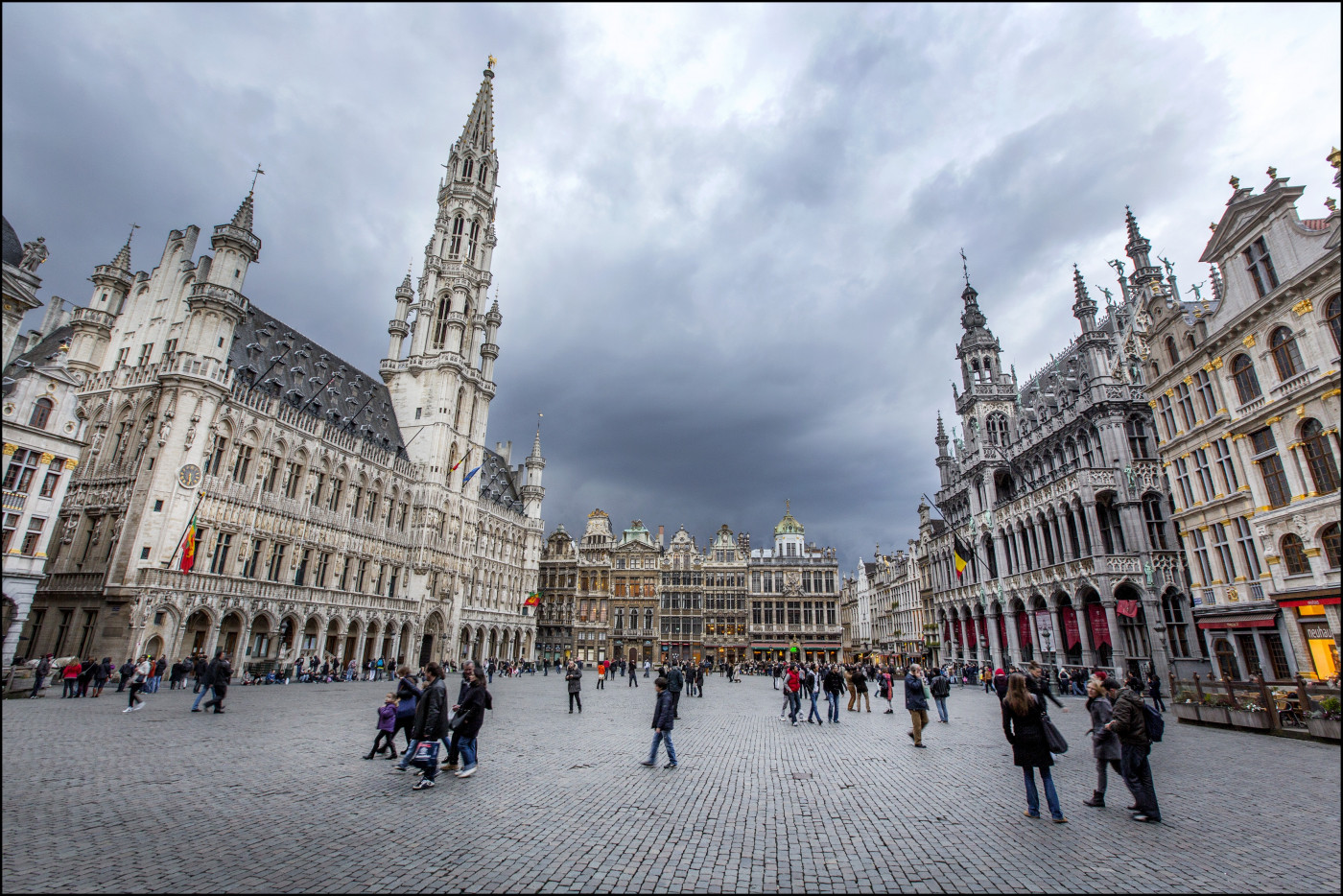 Dance in Brussels, a celebration