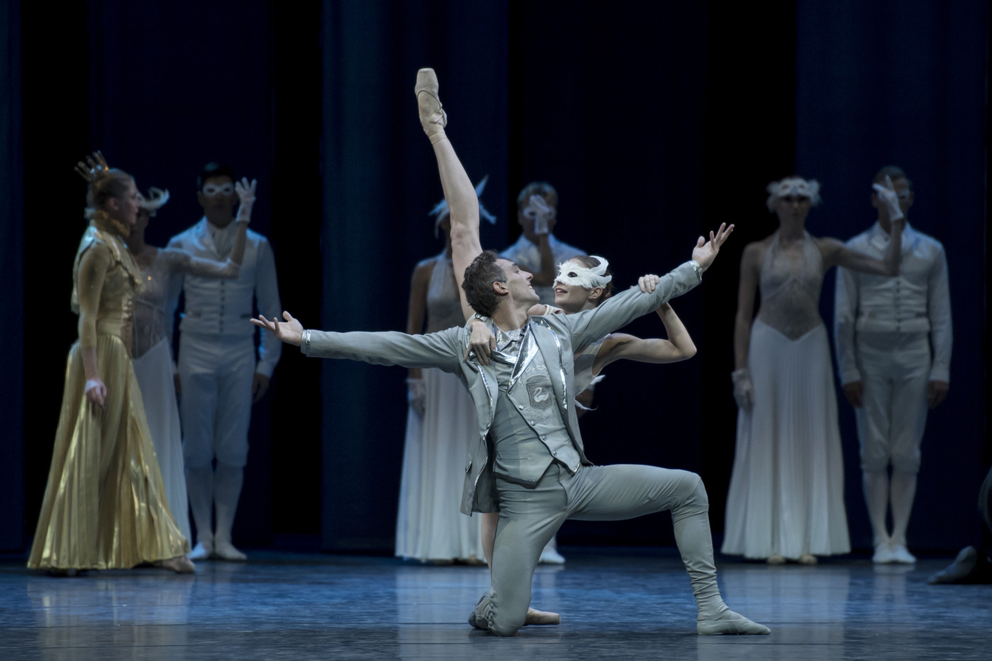 "Lac" in laguna con Les Ballets de Monte-Carlo