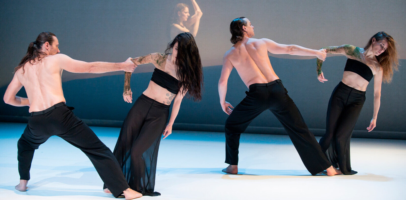 "The Tree" di Carolyn Carlson torna in Italia