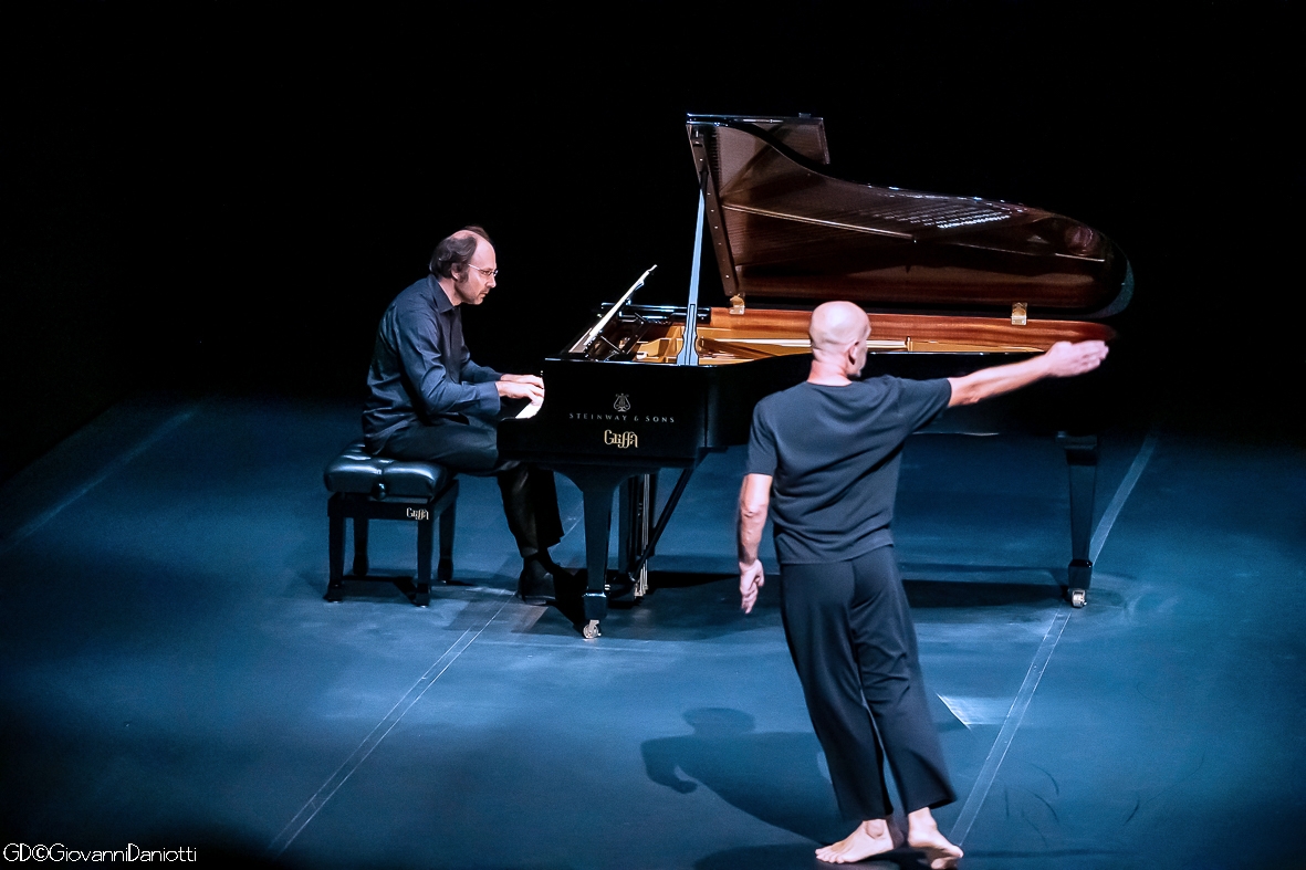 Virgilio Sieni torna a danzare le Variazioni Goldberg