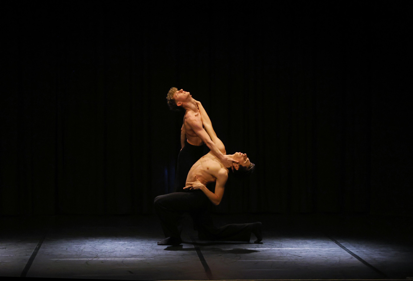 Gli esiti di WhatWeAre, la piattaforma di danza contemporanea per autori e interpreti