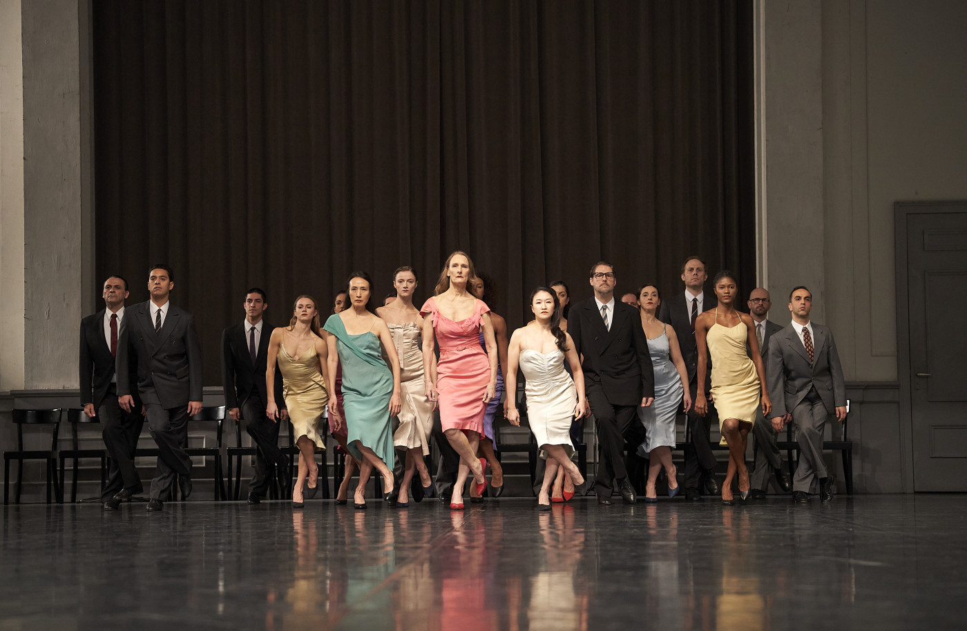 Kontakthof - Pina Bausch ensemble performance