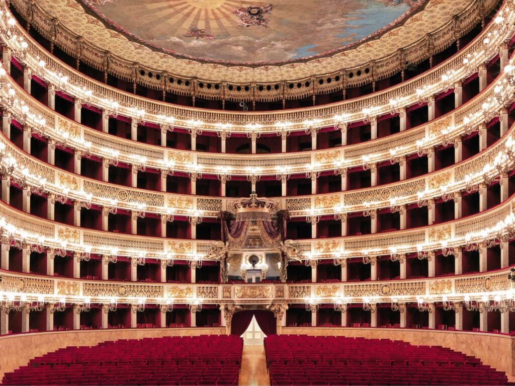 La Scuola di Ballo del Teatro di San Carlo festeggia con "La Bella 1812" la chiusura dell&rsquo;anno accademico e i diplomi